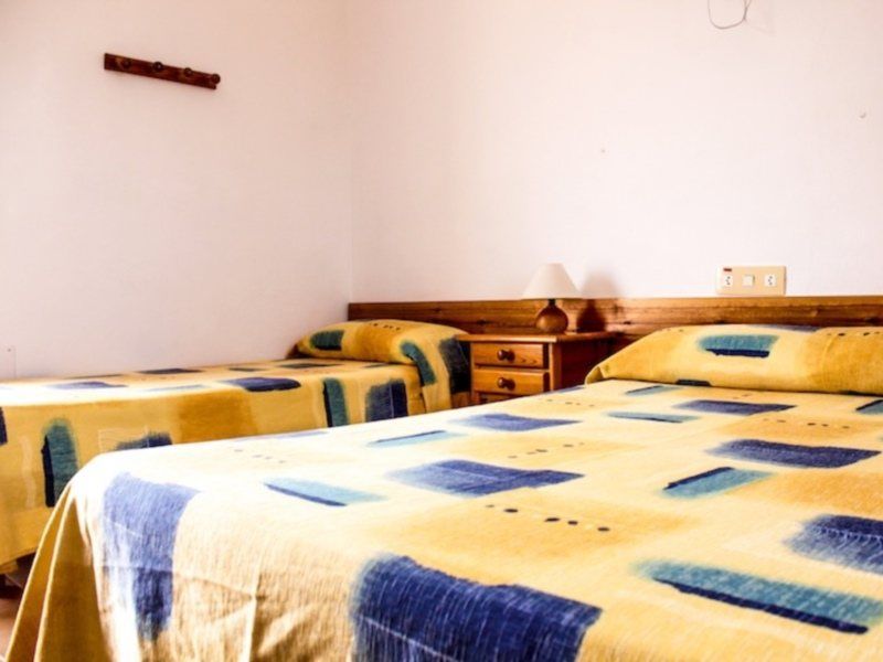 Hostal Mayans เอสปุญอลส์ ภายนอก รูปภาพ